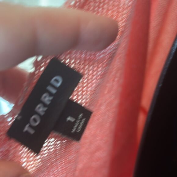 Torrid oversized knit coral/white open twist back 1/1x 3/4 sleeve - Picture 3 of 5